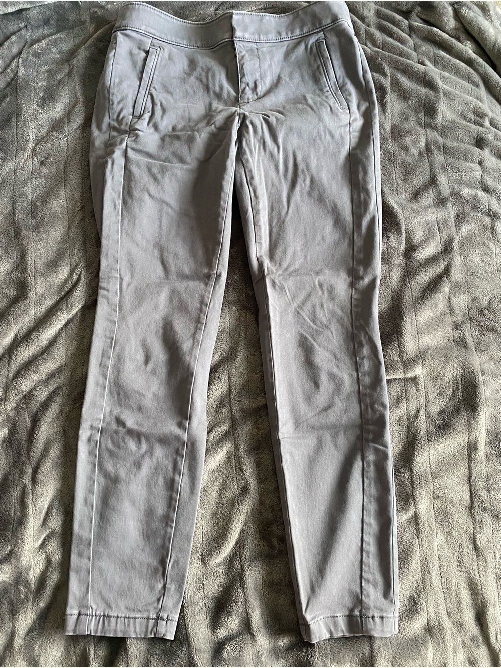 LOFT Marisa Light Gray Slim Cotton Ankle Pants with Front-Slash Pockets